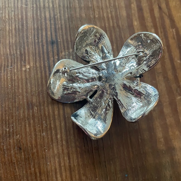 Broach - Picture 2 of 2